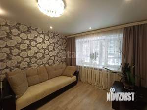 2-к квартира, вторичка, 49м2, 1/4 этаж
