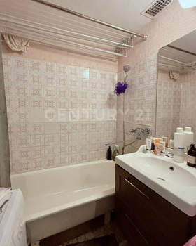 2-к квартира, вторичка, 50м2, 1/5 этаж