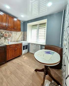 2-к квартира, вторичка, 49м2, 1/5 этаж