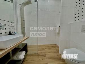 2-к квартира, вторичка, 74м2, 1/5 этаж