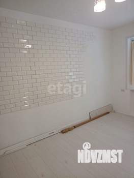 2-к квартира, вторичка, 42м2, 1/4 этаж