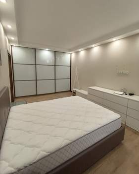 1-к квартира, вторичка, 57м2, 8/17 этаж