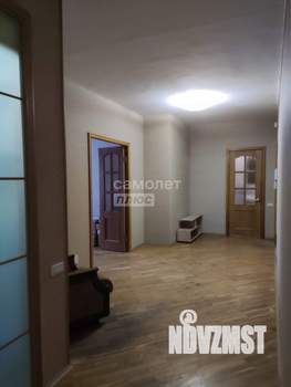 3-к квартира, вторичка, 108м2, 2/6 этаж