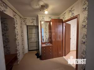 2-к квартира, вторичка, 52м2, 1/9 этаж