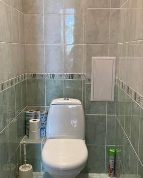 2-к квартира, вторичка, 61м2, 1/3 этаж