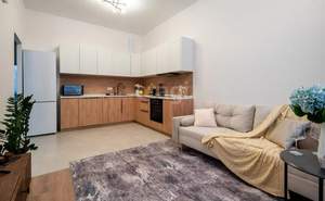 3-к квартира, вторичка, 81м2, 1/15 этаж