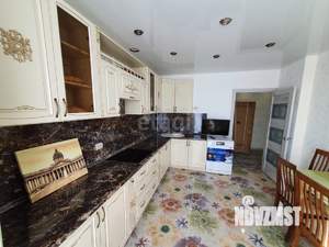 4-к квартира, вторичка, 110м2, 12/23 этаж