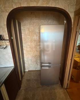 4-к квартира, вторичка, 74м2, 8/12 этаж
