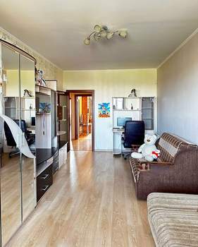 2-к квартира, вторичка, 73м2, 9/16 этаж