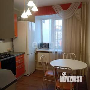 2-к квартира, вторичка, 58м2, 4/10 этаж