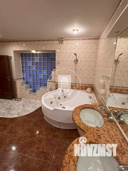 5-к квартира, вторичка, 244м2, 5/6 этаж
