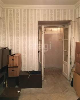 3-к квартира, вторичка, 70м2, 4/4 этаж