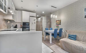 3-к квартира, вторичка, 70м2, 8/24 этаж