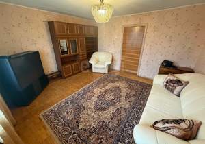 4-к квартира, вторичка, 74м2, 8/12 этаж