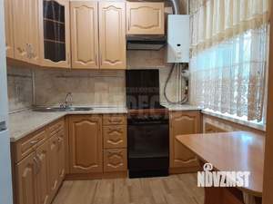 2-к квартира, вторичка, 40м2, 1/4 этаж