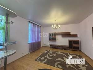 2-к квартира, вторичка, 60м2, 1/3 этаж