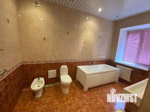 4-к квартира, вторичка, 191м2, 1/4 этаж