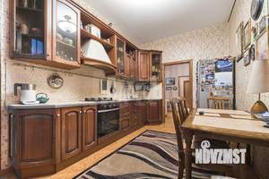 3-к квартира, вторичка, 103м2, 4/5 этаж