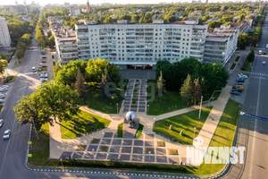 2-к квартира, вторичка, 49м2, 1/4 этаж