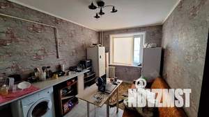 2-к квартира, вторичка, 62м2, 1/9 этаж