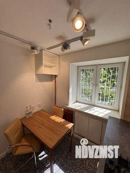 2-к квартира, вторичка, 51м2, 1/4 этаж