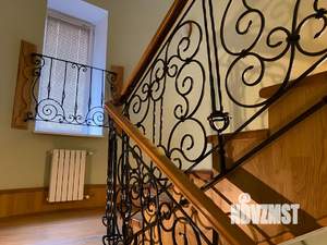 4-к квартира, вторичка, 191м2, 1/4 этаж