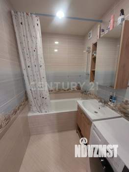 2-к квартира, вторичка, 56м2, 1/10 этаж