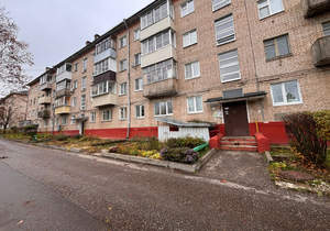 2-к квартира, вторичка, 43м2, 1/5 этаж