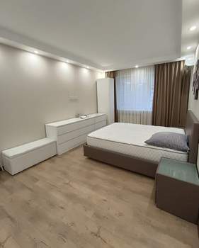 1-к квартира, вторичка, 57м2, 8/17 этаж