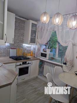 2-к квартира, вторичка, 50м2, 1/4 этаж