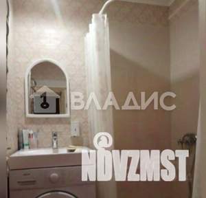 2-к квартира, вторичка, 40м2, 1/4 этаж