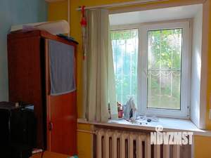 2-к квартира, вторичка, 41м2, 1/4 этаж