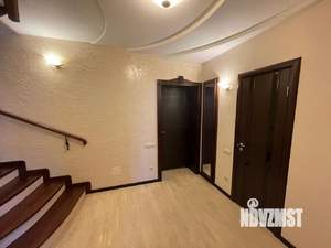 2-к квартира, вторичка, 93м2, 7/7 этаж