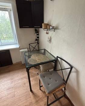 2-к квартира, вторичка, 42м2, 4/5 этаж