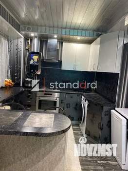 2-к квартира, вторичка, 50м2, 1/4 этаж