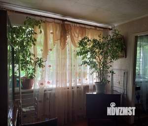 2-к квартира, вторичка, 43м2, 1/4 этаж