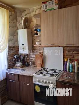 2-к квартира, вторичка, 44м2, 1/4 этаж