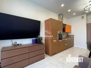 2-к квартира, вторичка, 63м2, 11/16 этаж