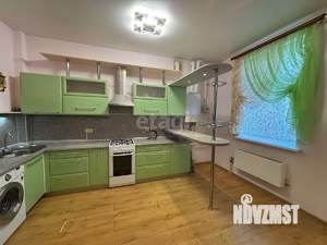 2-к квартира, вторичка, 60м2, 1/3 этаж