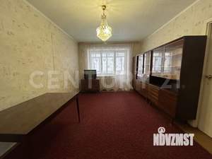 2-к квартира, вторичка, 49м2, 1/4 этаж