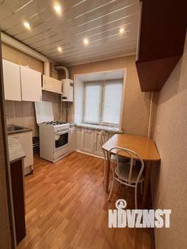 2-к квартира, вторичка, 43м2, 1/5 этаж