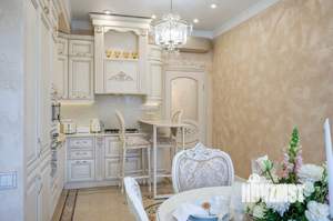 3-к квартира, вторичка, 118м2, 1/3 этаж