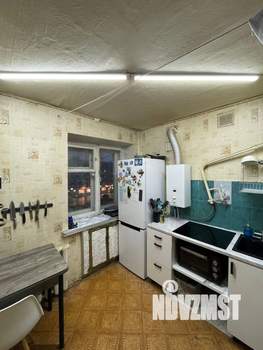 2-к квартира, вторичка, 42м2, 4/4 этаж