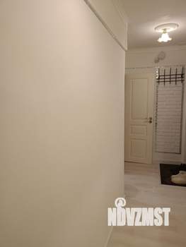 2-к квартира, вторичка, 40м2, 1/4 этаж