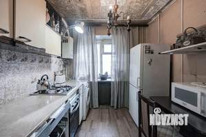 3-к квартира, вторичка, 70м2, 1/4 этаж