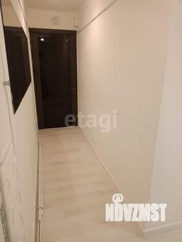 2-к квартира, вторичка, 42м2, 1/4 этаж