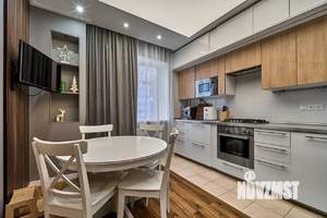 2-к квартира, вторичка, 70м2, 7/9 этаж