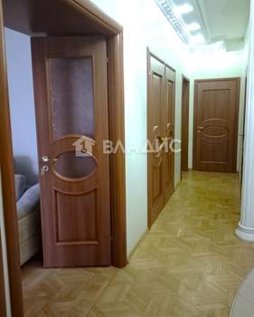 4-к квартира, вторичка, 110м2, 2/3 этаж