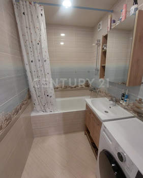 2-к квартира, вторичка, 56м2, 1/10 этаж