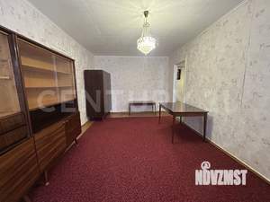 2-к квартира, вторичка, 49м2, 1/4 этаж